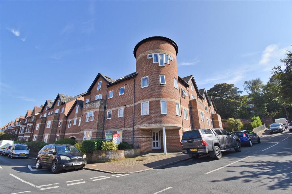 2 bed 1st Floor Flat for rent in Cromer. From Henleys - Cromer 2 bed 1st Floor Flat for rent in Cromer. From Henleys - Cromer