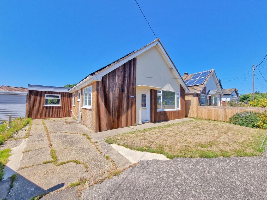 3 bed Detached bungalow for rent in Trimingham. From Henleys - Cromer 3 bed Detached bungalow for rent in Trimingham. From Henleys - Cromer