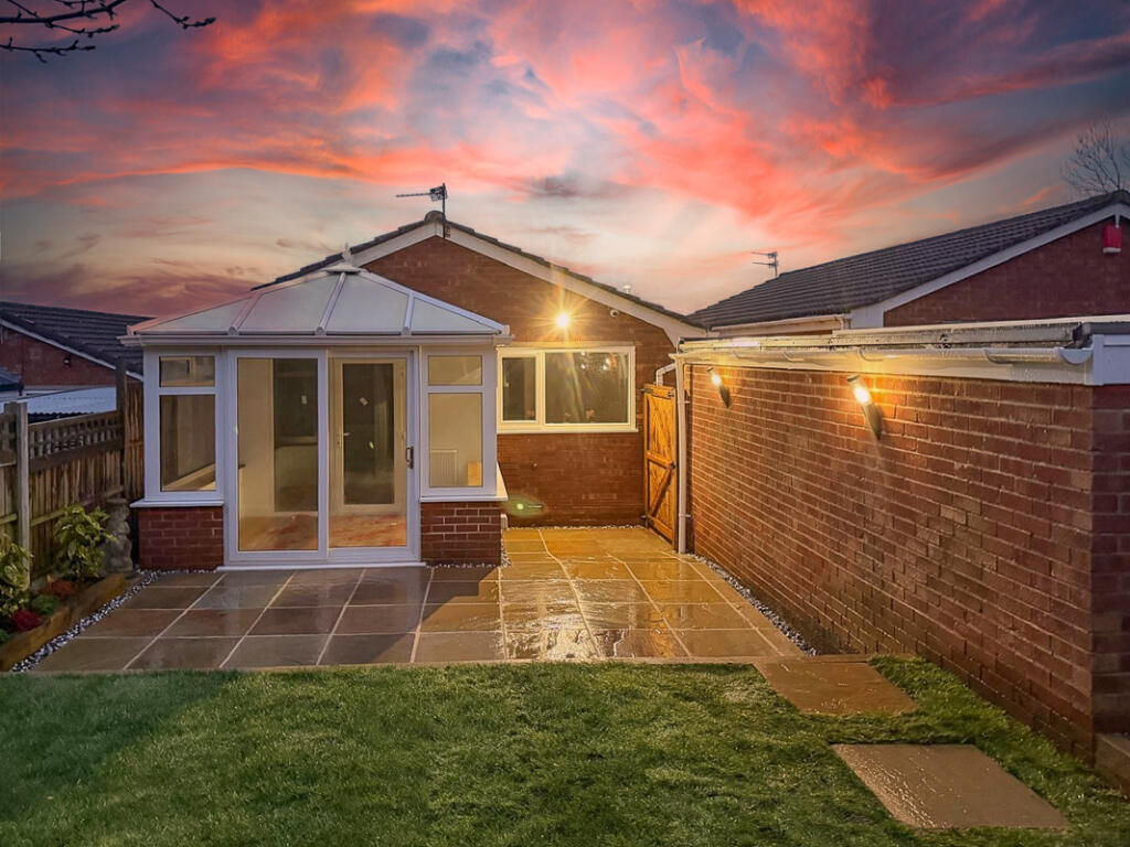 2 bed Detached bungalow for rent in Mackworth. From Hannells Estate Agents - Chellaston 2 bed Detached bungalow for rent in Mackworth. From Hannells Estate Agents - Chellaston