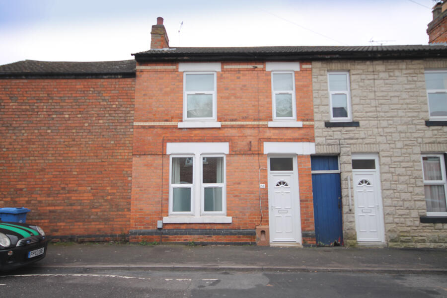 2 bed Mid Terraced House for rent in Derby. From Hannells Estate Agents - Chellaston