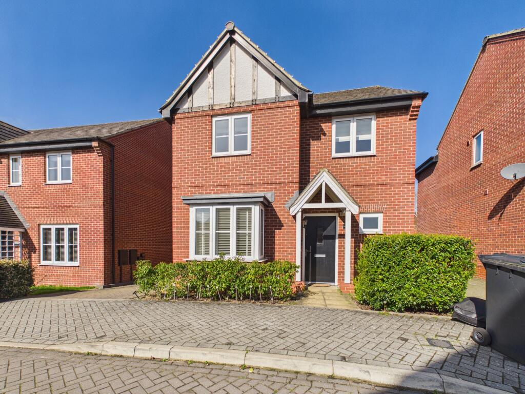 4 bed Detached for rent in Etwall. From Hannells Estate Agents - Chellaston 4 bed Detached for rent in Etwall. From Hannells Estate Agents - Chellaston