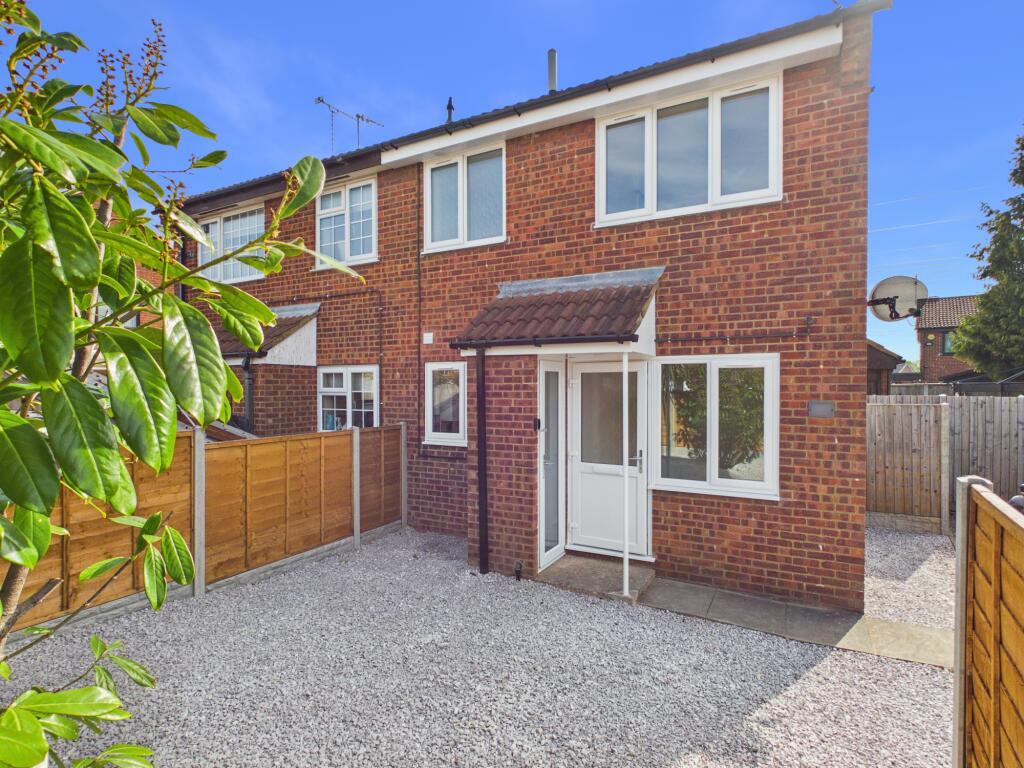 1 bed Mid Terraced House for rent in Thulston. From Hannells Estate Agents - Chellaston