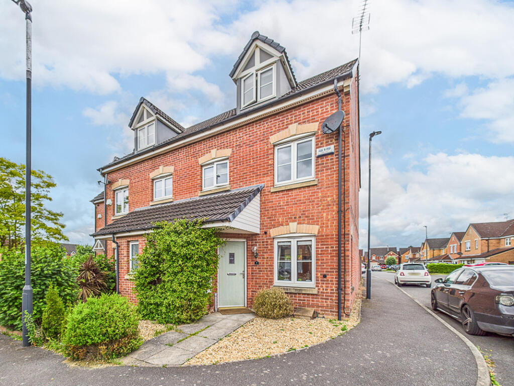 3 bed End of Terrace for rent in Thulston. From Hannells Estate Agents - Chellaston