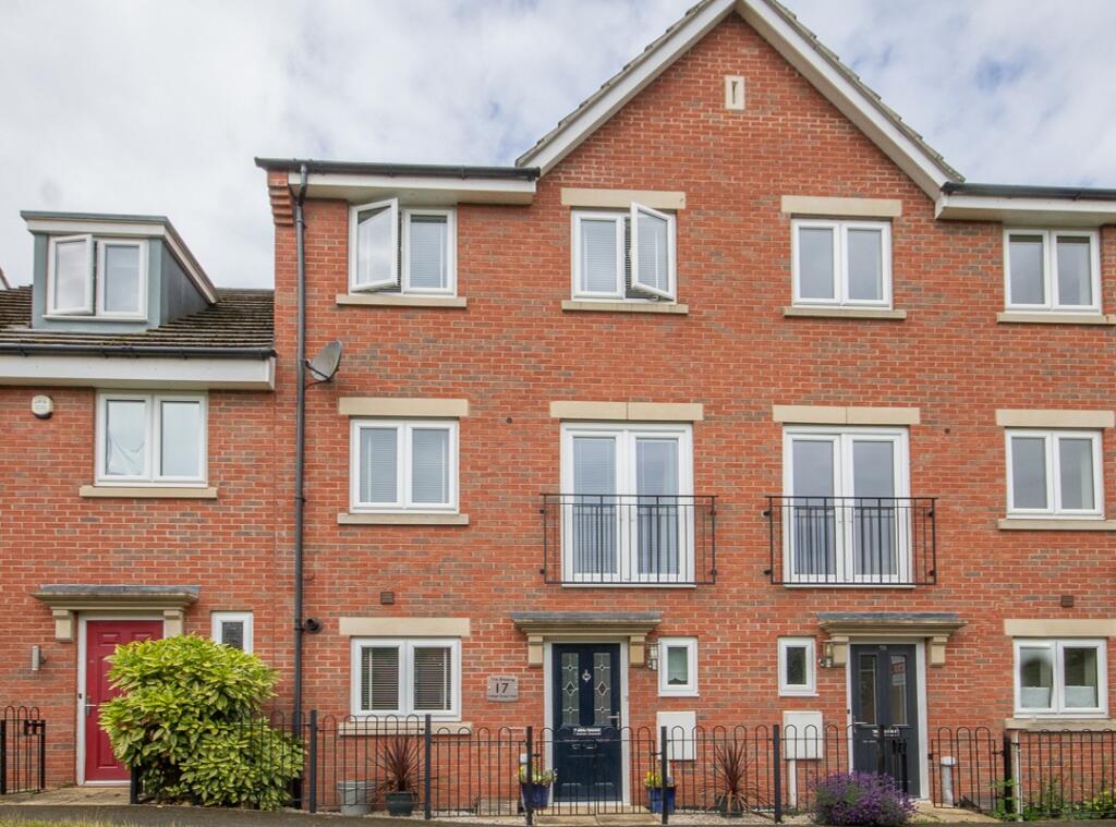 4 bed Town House for rent in Mackworth. From Hannells Estate Agents - Chellaston 4 bed Town House for rent in Mackworth. From Hannells Estate Agents - Chellaston