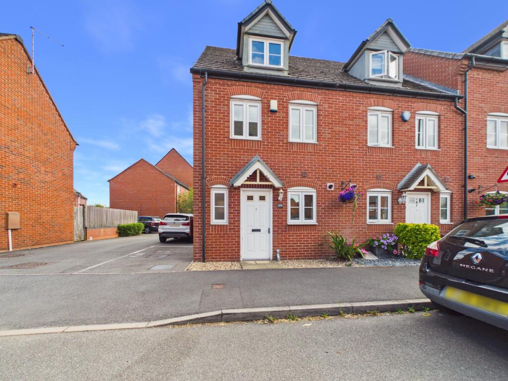 3 bed End of Terrace for rent in Hilton. From Hannells Estate Agents - Chellaston 3 bed End of Terrace for rent in Hilton. From Hannells Estate Agents - Chellaston