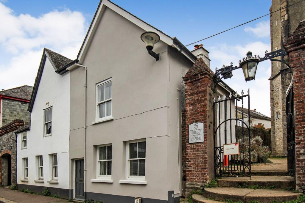 4 bed Semi Detached for rent in Ashburton. From Howard Douglas - Ashburton