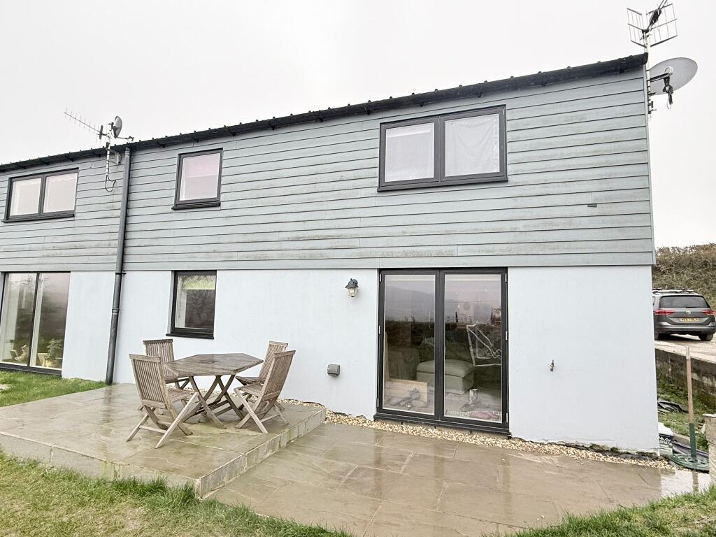 3 bed Semi Detached for rent in South Brent. From Howard Douglas - Ashburton 3 bed Semi Detached for rent in South Brent. From Howard Douglas - Ashburton