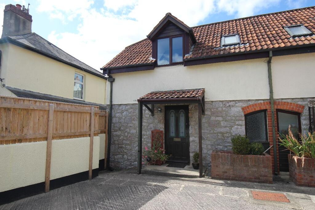 2 bed Cottage for rent in Newton Abbot. From Howard Douglas - Ashburton
