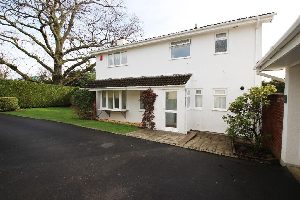 3 bed Detached for rent in Ashburton. From Howard Douglas - Ashburton
