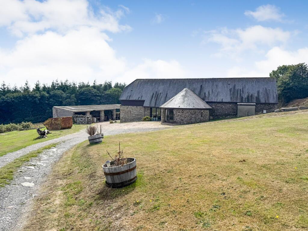 4 bed Barn Conversion for rent in Buckfastleigh. From Howard Douglas - Ashburton 4 bed Barn Conversion for rent in Buckfastleigh. From Howard Douglas - Ashburton