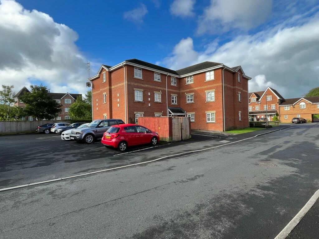 2 bed Apartment for rent in Fulwood. From Hazelwells - Preston