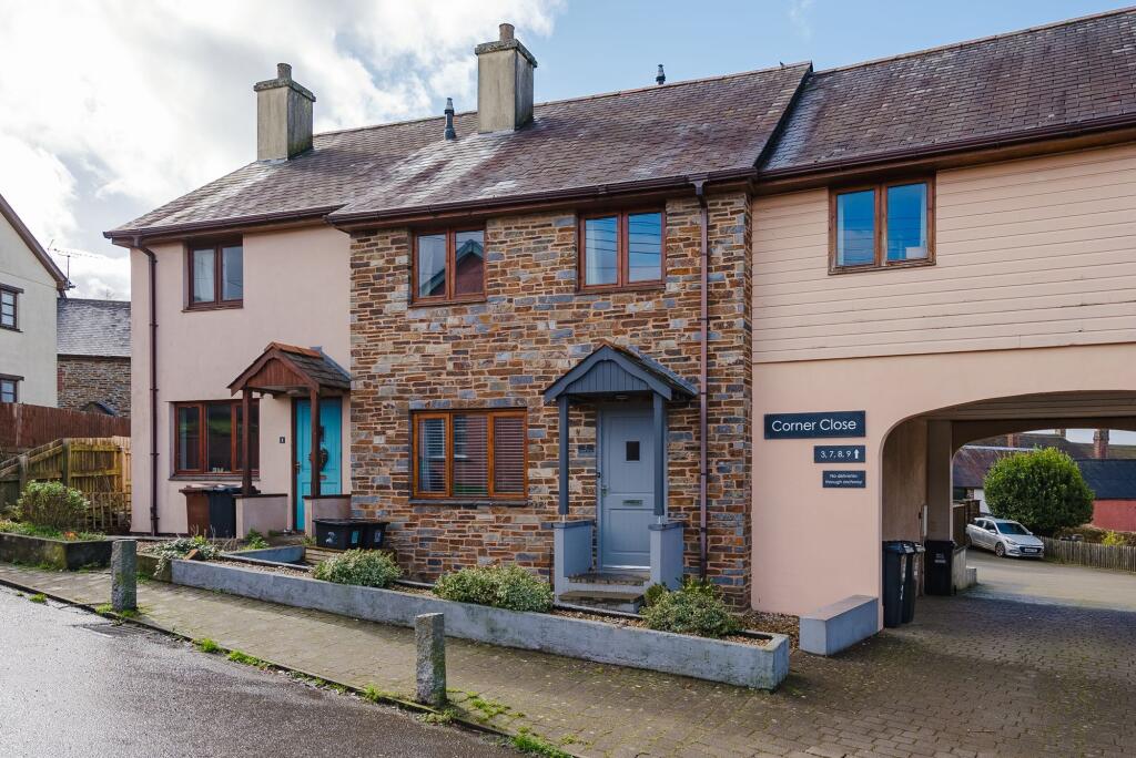 3 bed Mid Terraced House for rent in Morchard Bishop. From Helmores - Crediton