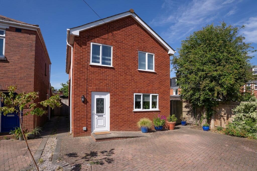 4 bed Detached for rent in Exeter. From Helmores - Crediton