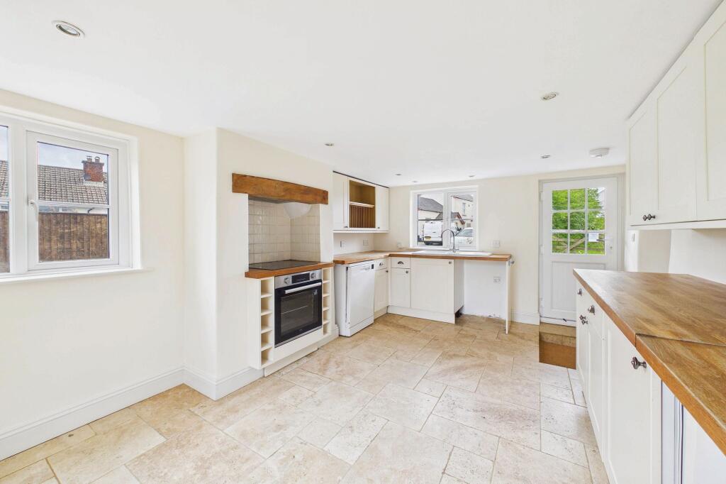 3 bed Cottage for rent in Spreyton. From Helmores - Crediton