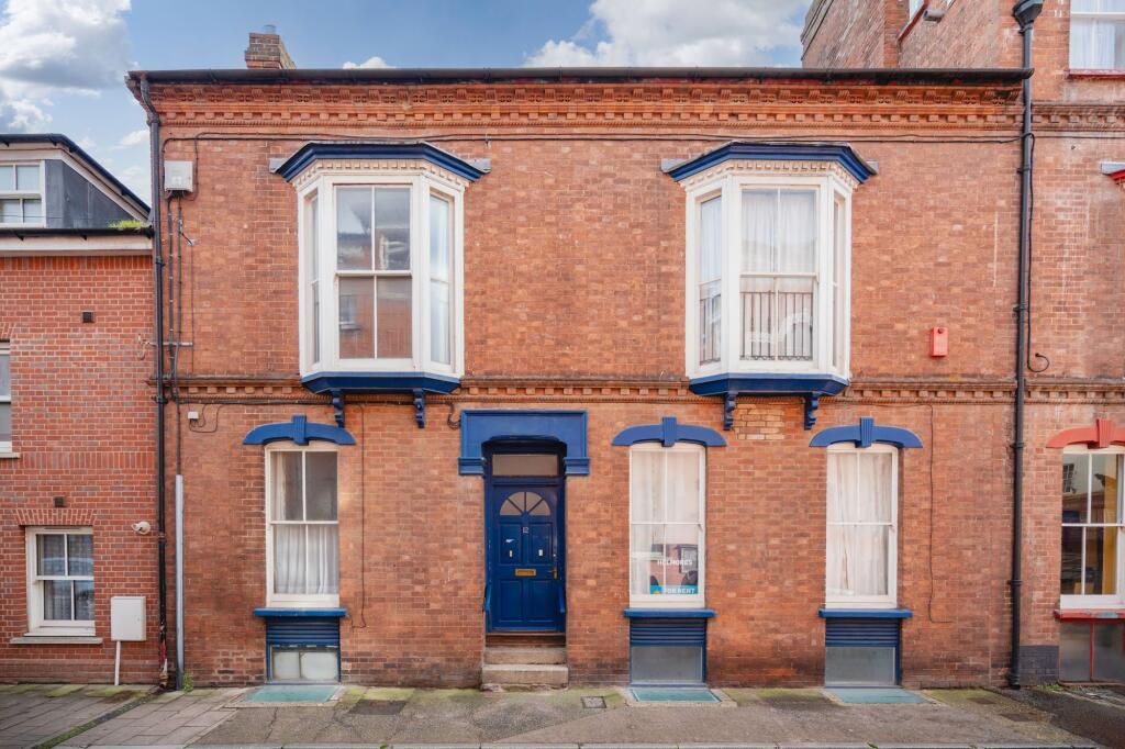 2 bed Not Specified for rent in Crediton. From Helmores - Crediton 2 bed Not Specified for rent in Crediton. From Helmores - Crediton