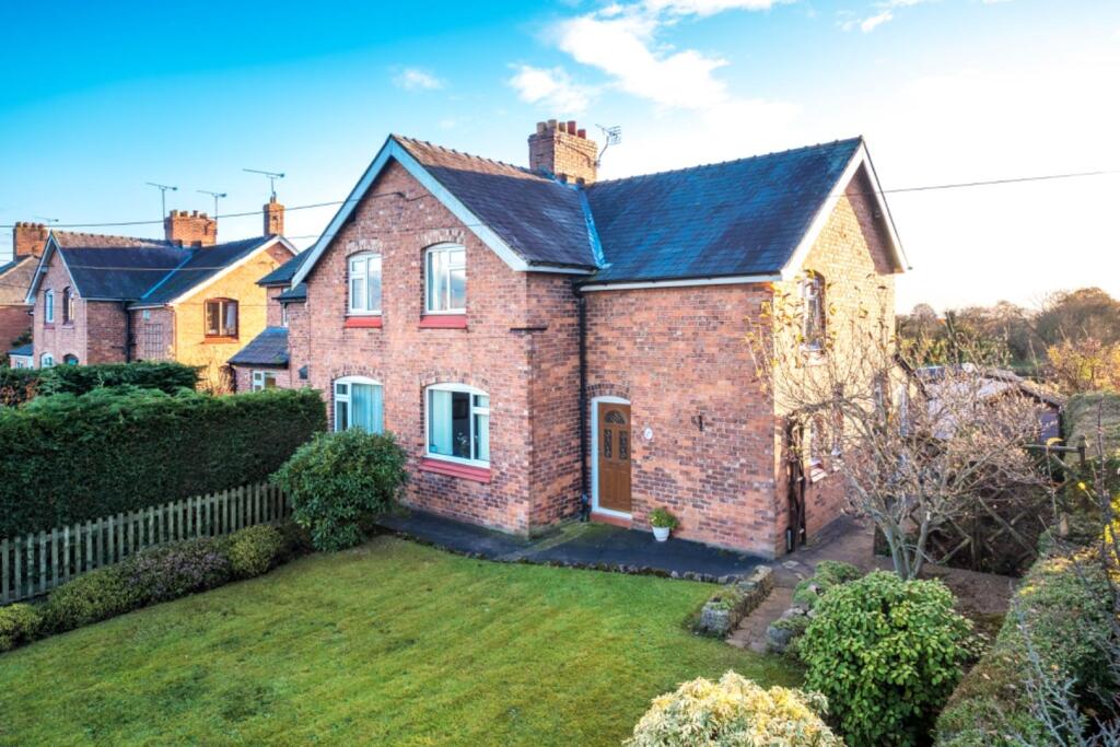 3 bed Semi Detached for rent in . From Hinchliffe Holmes - Tarporley