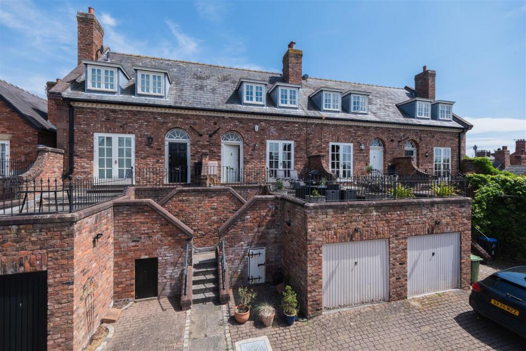 3 bed Town House for rent in Tarporley. From Hinchliffe Holmes - Tarporley 3 bed Town House for rent in Tarporley. From Hinchliffe Holmes - Tarporley