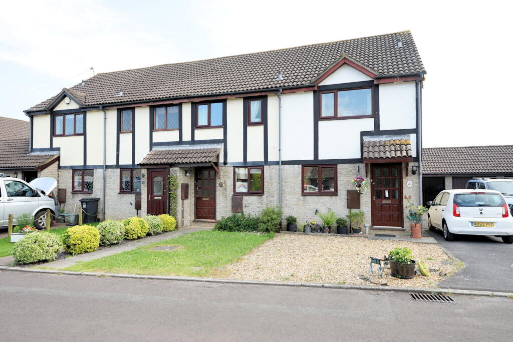 2 bed Detached bungalow for rent in Nailsea. From Hensons - Nailsea