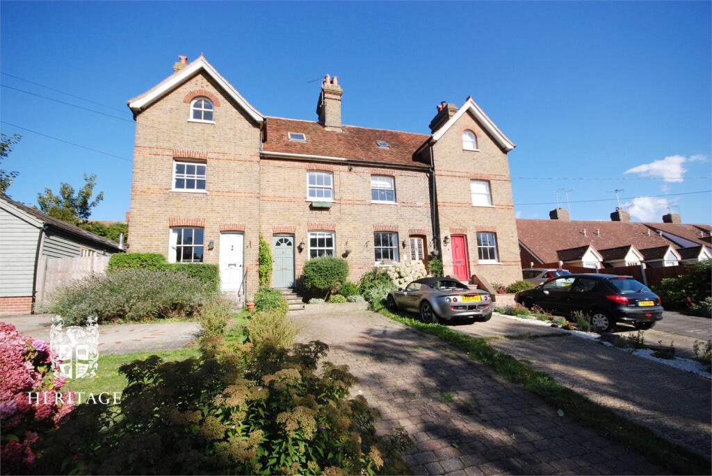 3 bed Mid Terraced House for rent in Coggeshall. From Heritage - Coggeshall 3 bed Mid Terraced House for rent in Coggeshall. From Heritage - Coggeshall