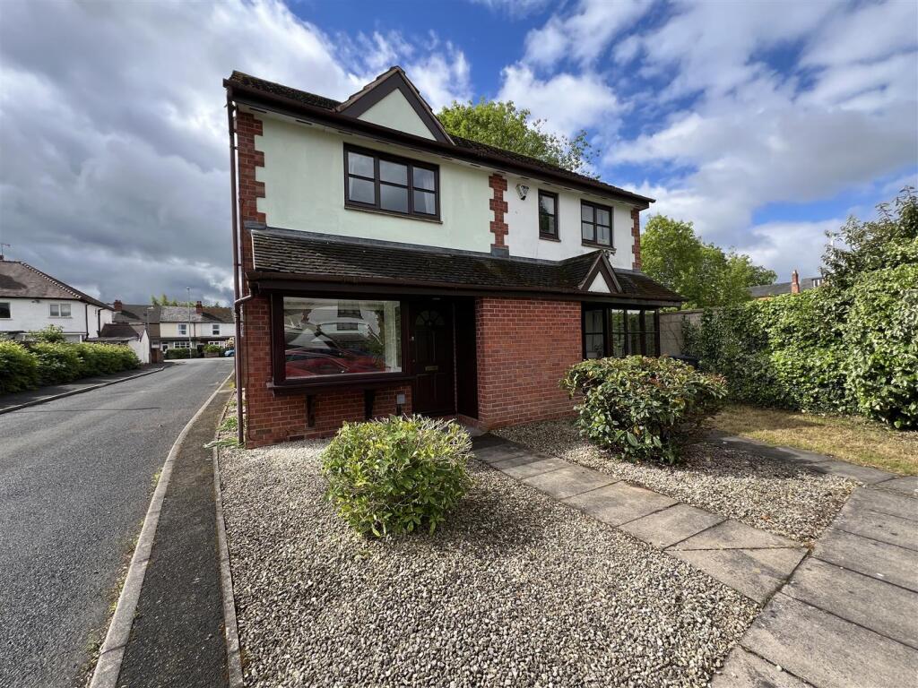2 bed Detached for rent in Bateman's Green. From Heritage Estate Agency - Kings Heath 2 bed Detached for rent in Bateman's Green. From Heritage Estate Agency - Kings Heath