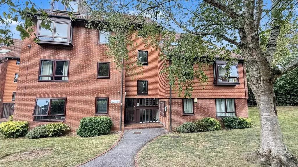 1 bed Detached for rent in Headley Heath. From Heritage Estate Agency - Kings Heath
