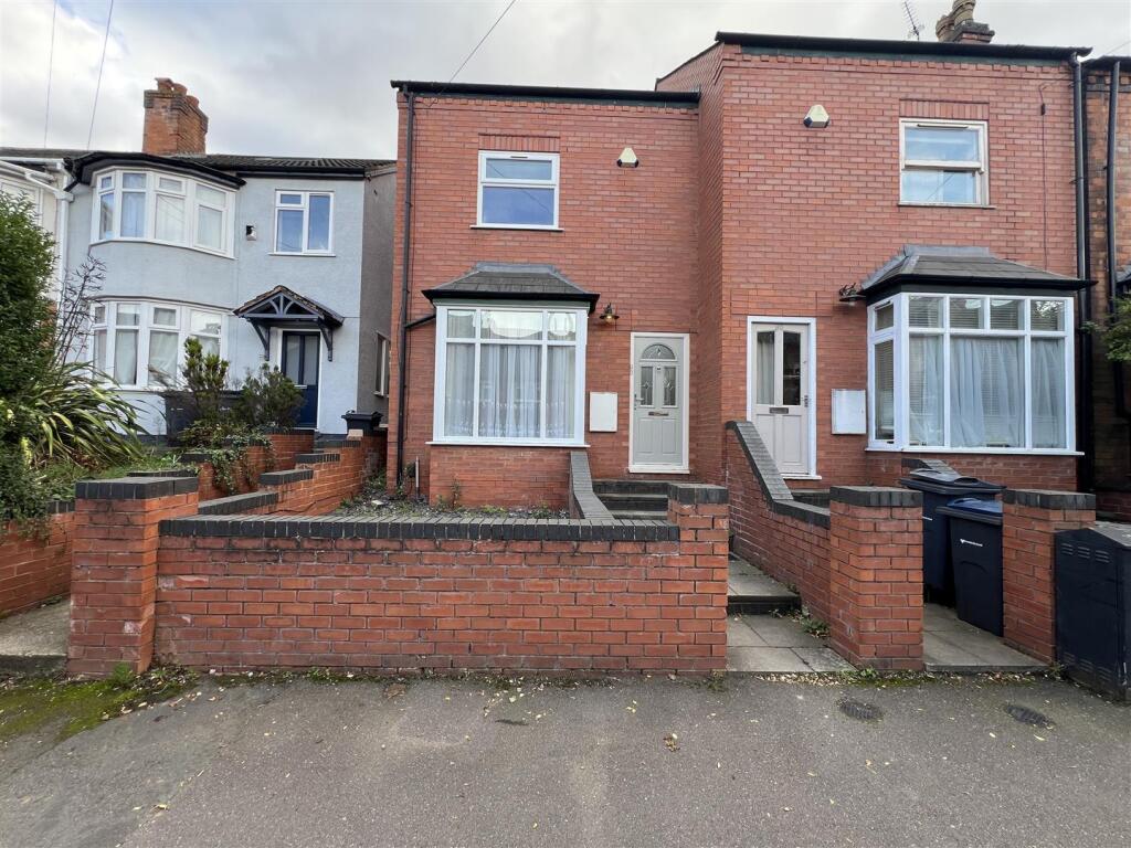 4 bed Semi Detached for rent in Birmingham. From Heritage Estate Agency - Kings Heath