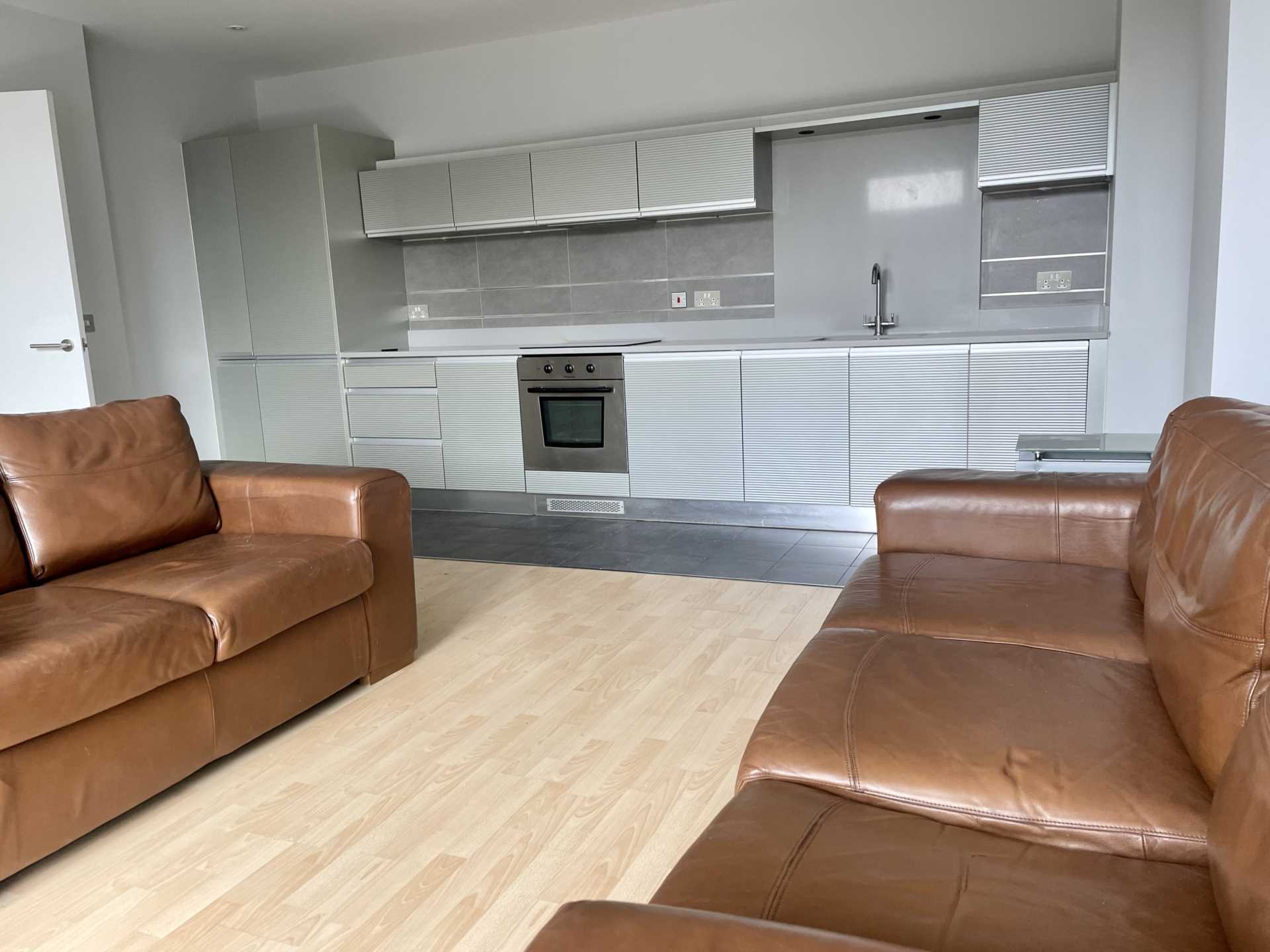 2 bed Apartment for rent in Manchester. From HLGB - Warrington
