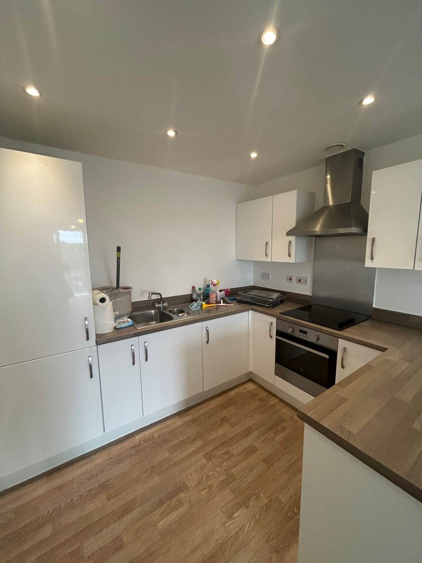 2 bed Apartment for rent in Warrington. From HLGB - Warrington