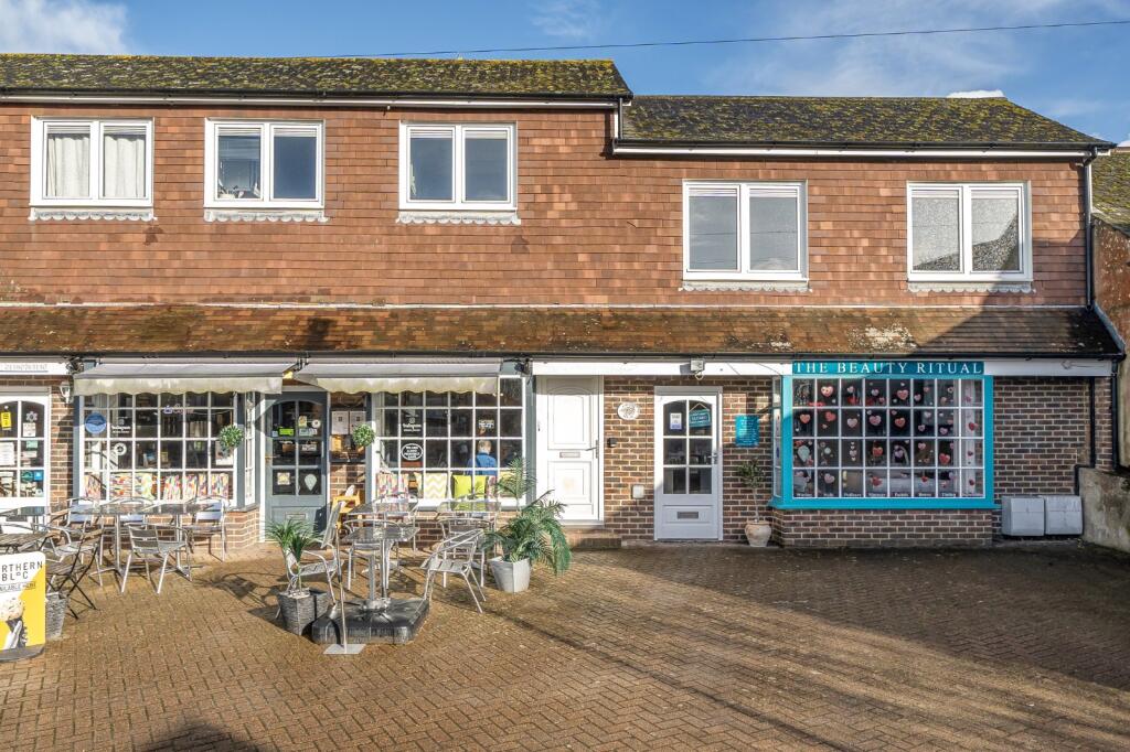 2 bed Apartment for rent in Tenterden. From Hobbs Parker Estate Agents - Ashford