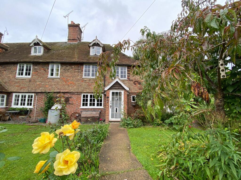 2 bed Mid Terraced House for rent in Hamstreet. From Hobbs Parker Estate Agents - Ashford