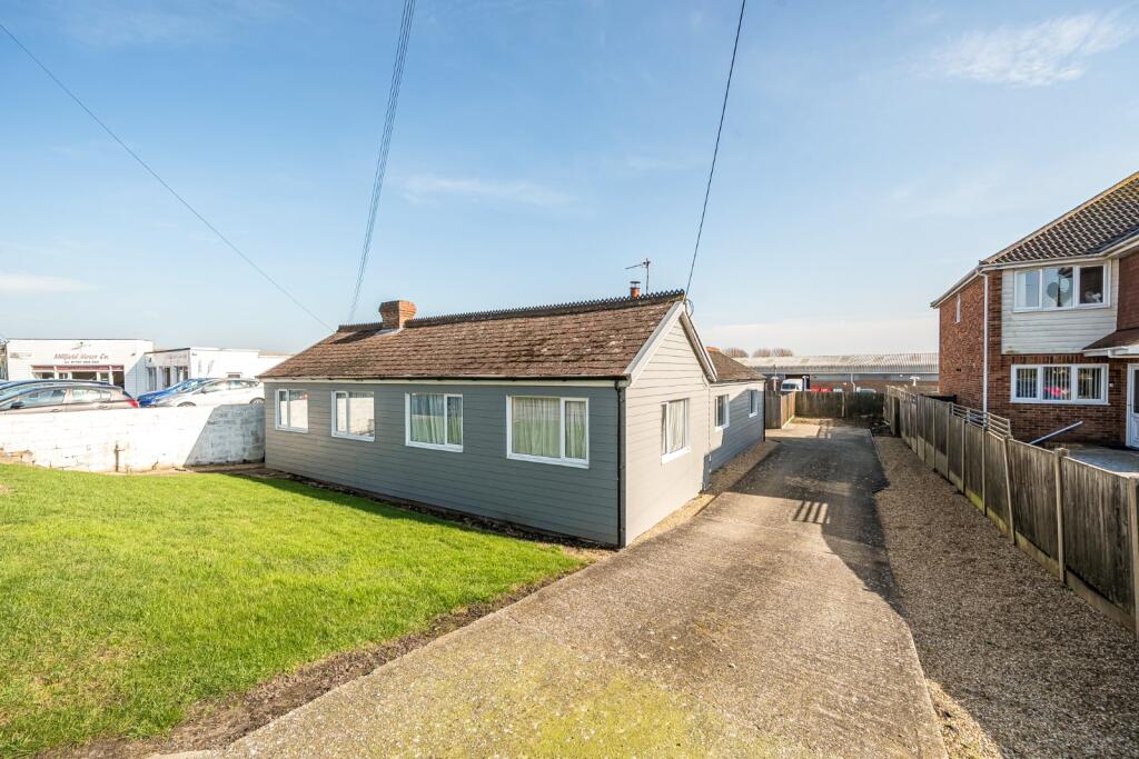 4 bed Bungalow for rent in Lydd. From Hobbs Parker Estate Agents - Ashford