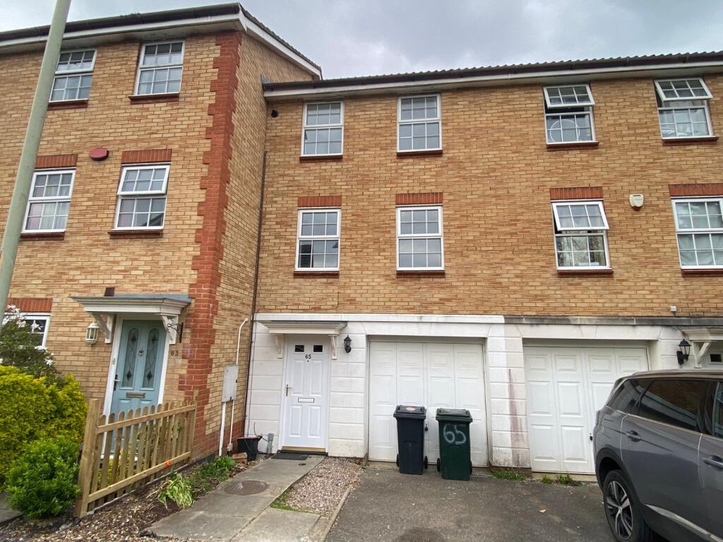 3 bed Mid Terraced House for rent in Ashford. From Hobbs Parker Estate Agents - Ashford