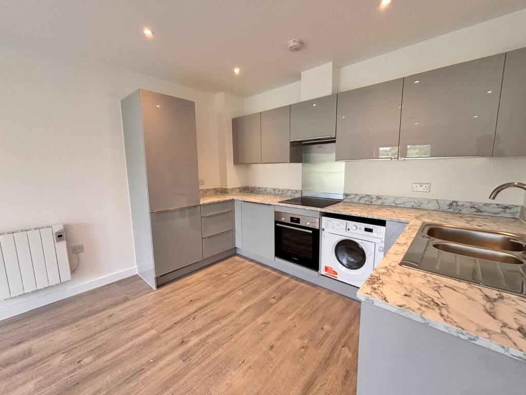 2 bed Apartment for rent in Ashford. From Hobbs Parker Estate Agents - Ashford