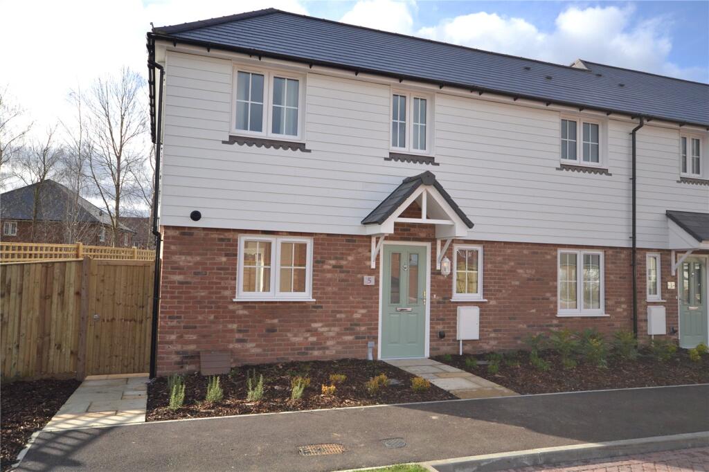 3 bed Semi Detached for rent in . From Hobbs Parker Estate Agents - Ashford 3 bed Semi Detached for rent in . From Hobbs Parker Estate Agents - Ashford