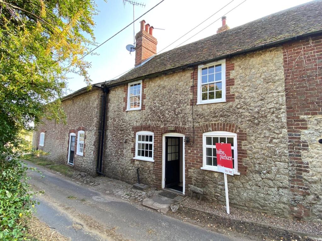 2 bed Mid Terraced House for rent in Lenham Heath. From Hobbs Parker Estate Agents - Ashford