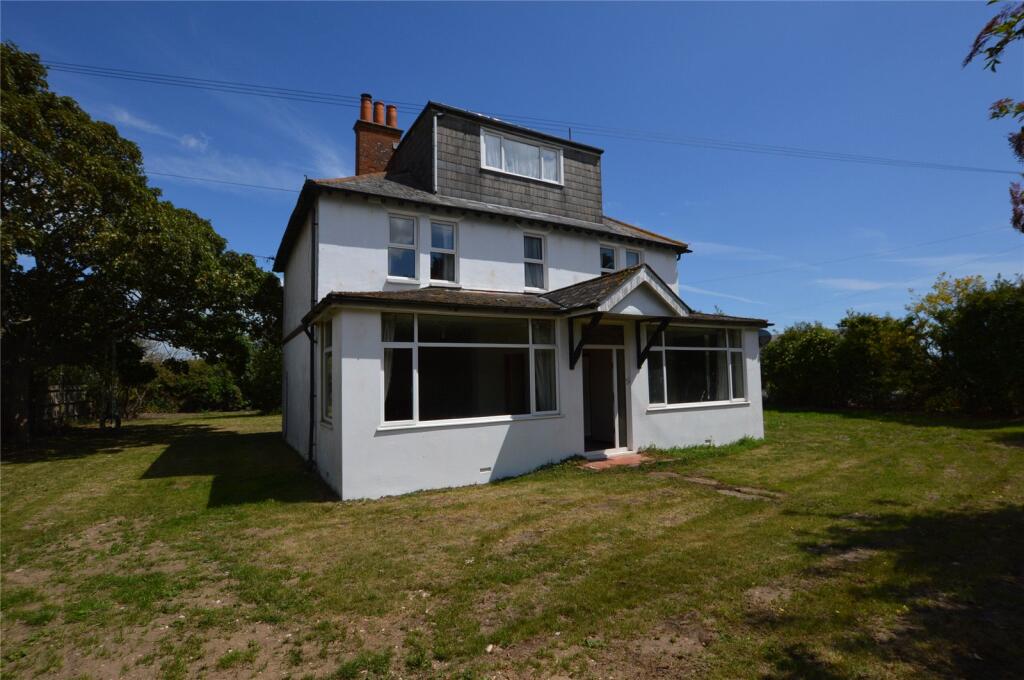 5 bed Detached for rent in Littlestone-on-Sea. From Hobbs Parker Estate Agents - Ashford
