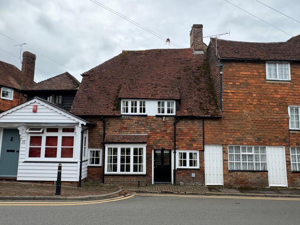 3 bed Mid Terraced House for rent in Tenterden. From Hobbs Parker Estate Agents - Ashford 3 bed Mid Terraced House for rent in Tenterden. From Hobbs Parker Estate Agents - Ashford