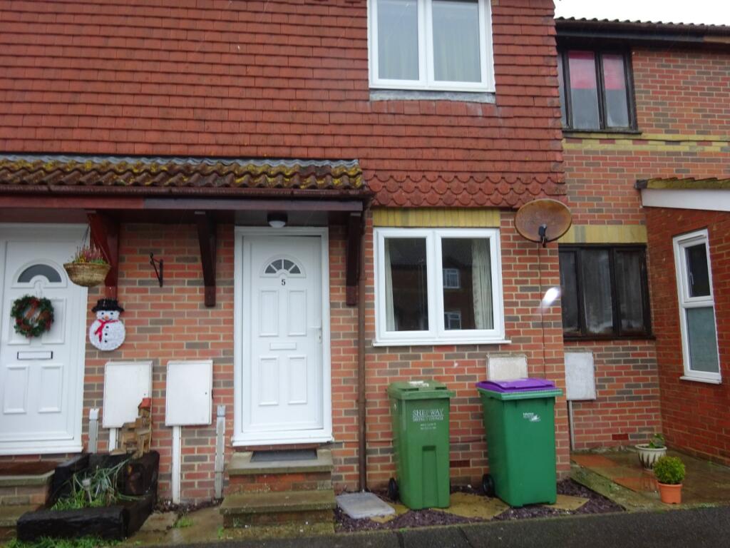 2 bed Mid Terraced House for rent in New Romney. From Hobbs Parker Estate Agents - Ashford