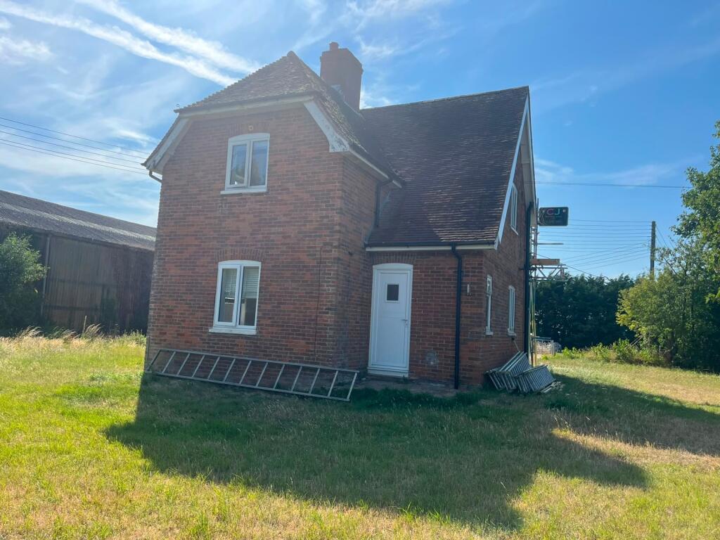 2 bed Detached for rent in Burmarsh. From Hobbs Parker Estate Agents - Ashford