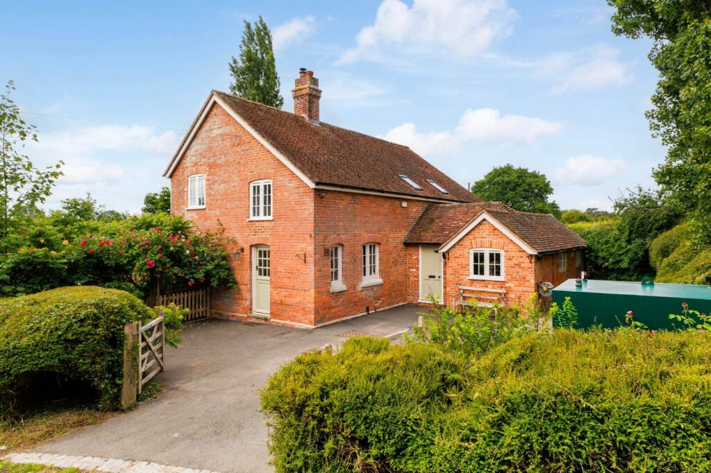 4 bed Detached for rent in Udimore. From Hobbs Parker Estate Agents - Ashford 4 bed Detached for rent in Udimore. From Hobbs Parker Estate Agents - Ashford