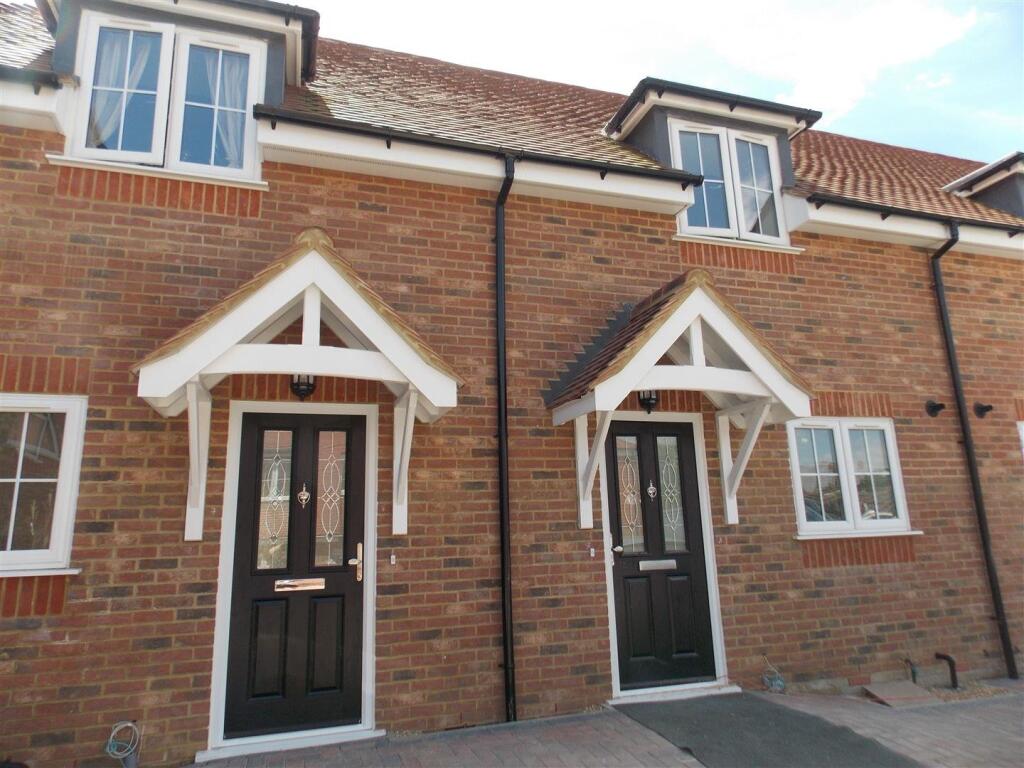 2 bed Mid Terraced House for rent in Tenterden. From Hobbs Parker Estate Agents - Ashford