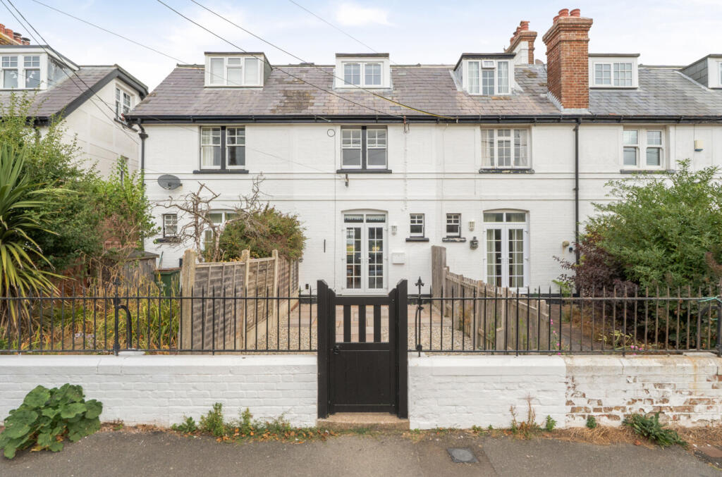 3 bed Not Specified for rent in Littlestone-on-Sea. From Hobbs Parker Estate Agents - Ashford
