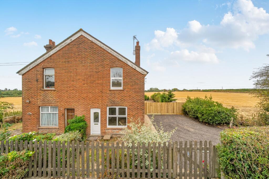 3 bed Semi Detached for rent in Charing. From Hobbs Parker Estate Agents - Ashford