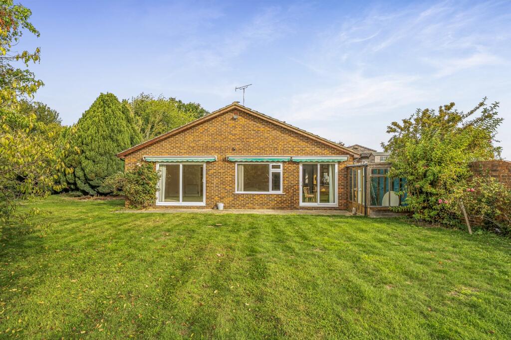 4 bed Bungalow for rent in Egerton. From Hobbs Parker Estate Agents - Ashford 4 bed Bungalow for rent in Egerton. From Hobbs Parker Estate Agents - Ashford