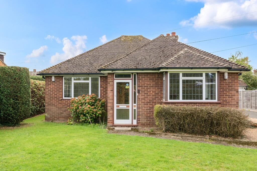2 bed Bungalow for rent in Headcorn. From Hobbs Parker Estate Agents - Ashford