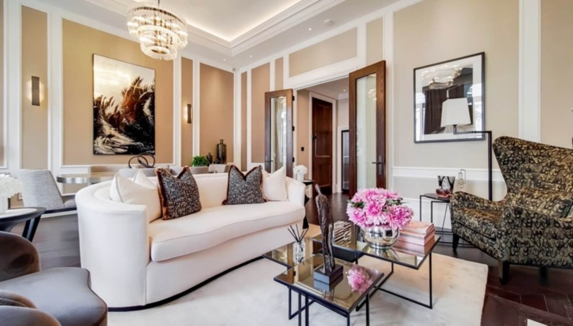 2 bed Apartment for rent in London. From Hogarth Estates