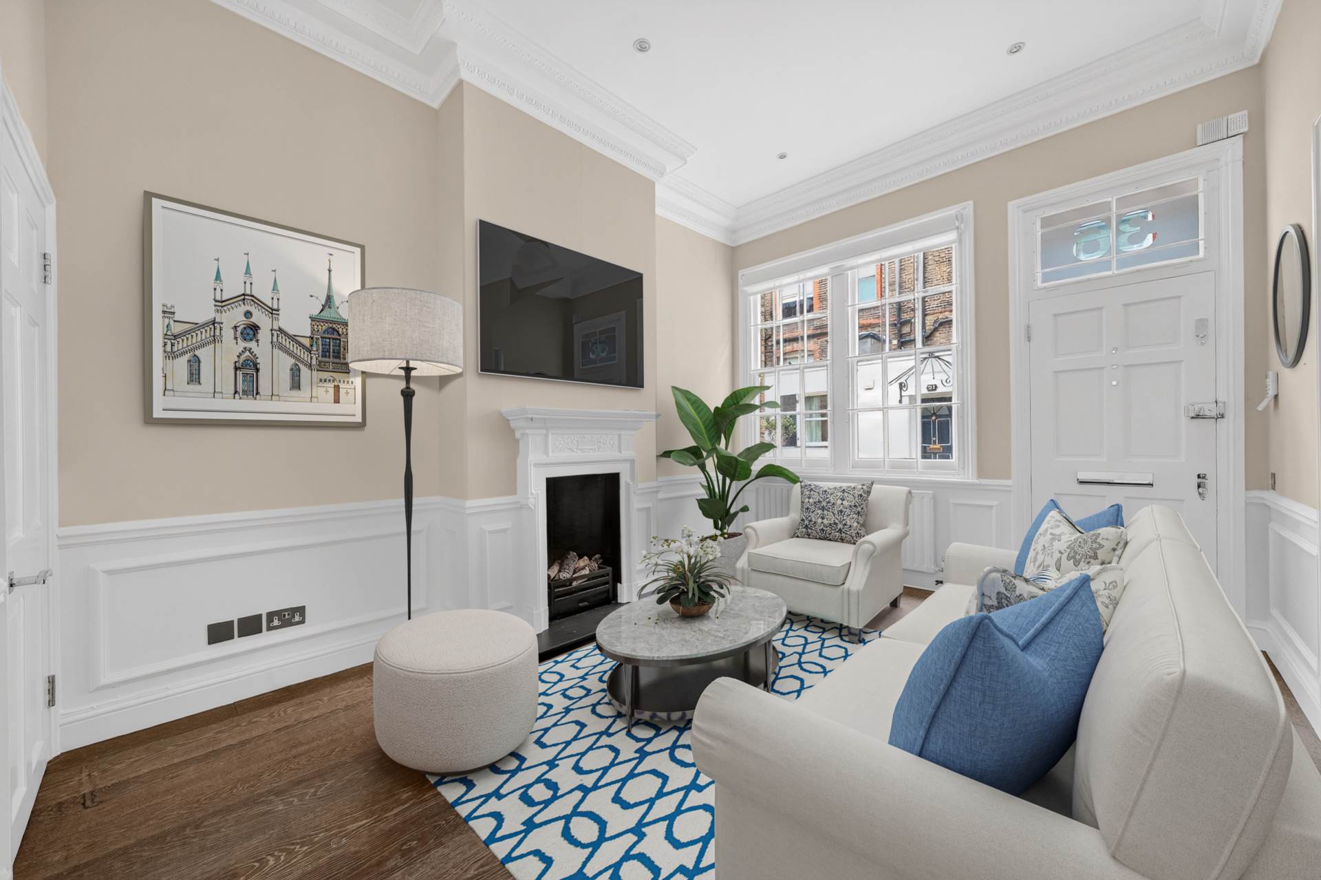 3 bed Mews for rent in London. From Hogarth Estates