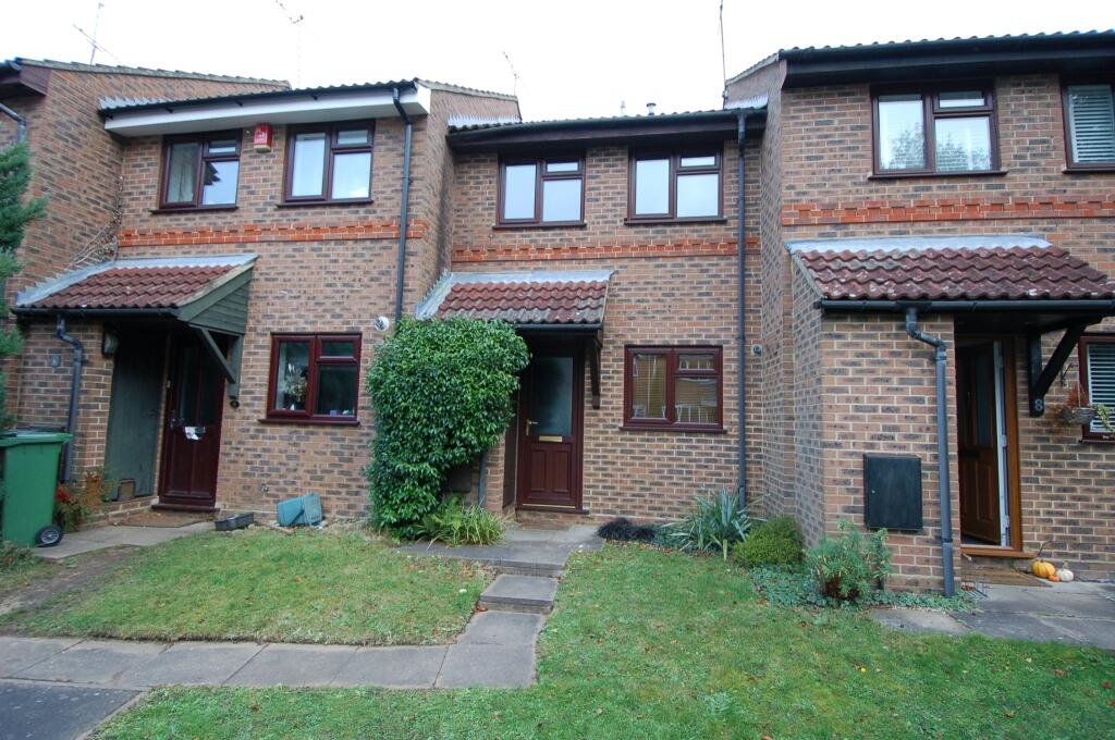 2 bed Mid Terraced House for rent in Bagshot. From Howlands Sales and Lettings - Bagshot