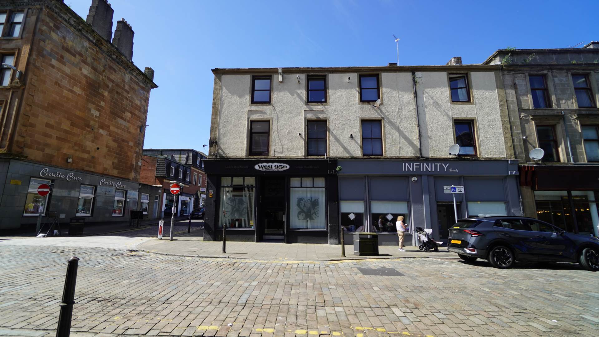 1 bed 1st Floor Flat for rent in Greenock. From Home Finder Estate & Lettings Agents 1 bed 1st Floor Flat for rent in Greenock. From Home Finder Estate & Lettings Agents