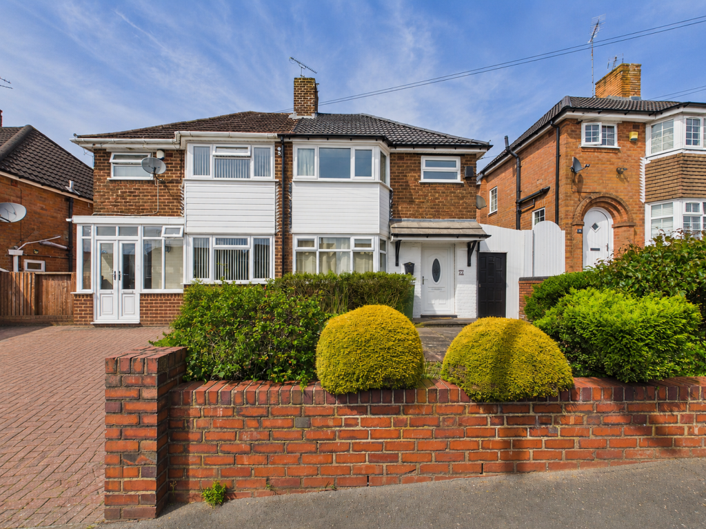 3 bed Semi Detached for rent in Smethwick. From Humberstones Homes - Quinton